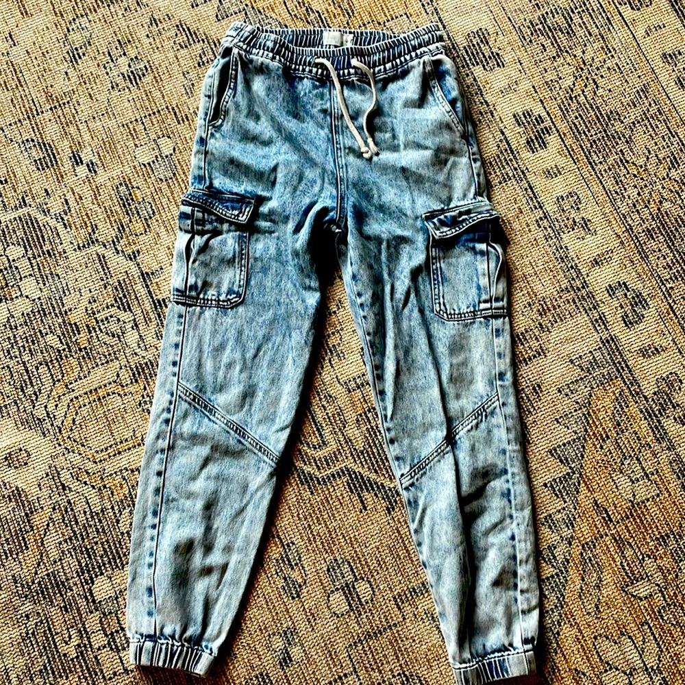 Gilded Intent Cargo Jeans in great condition
